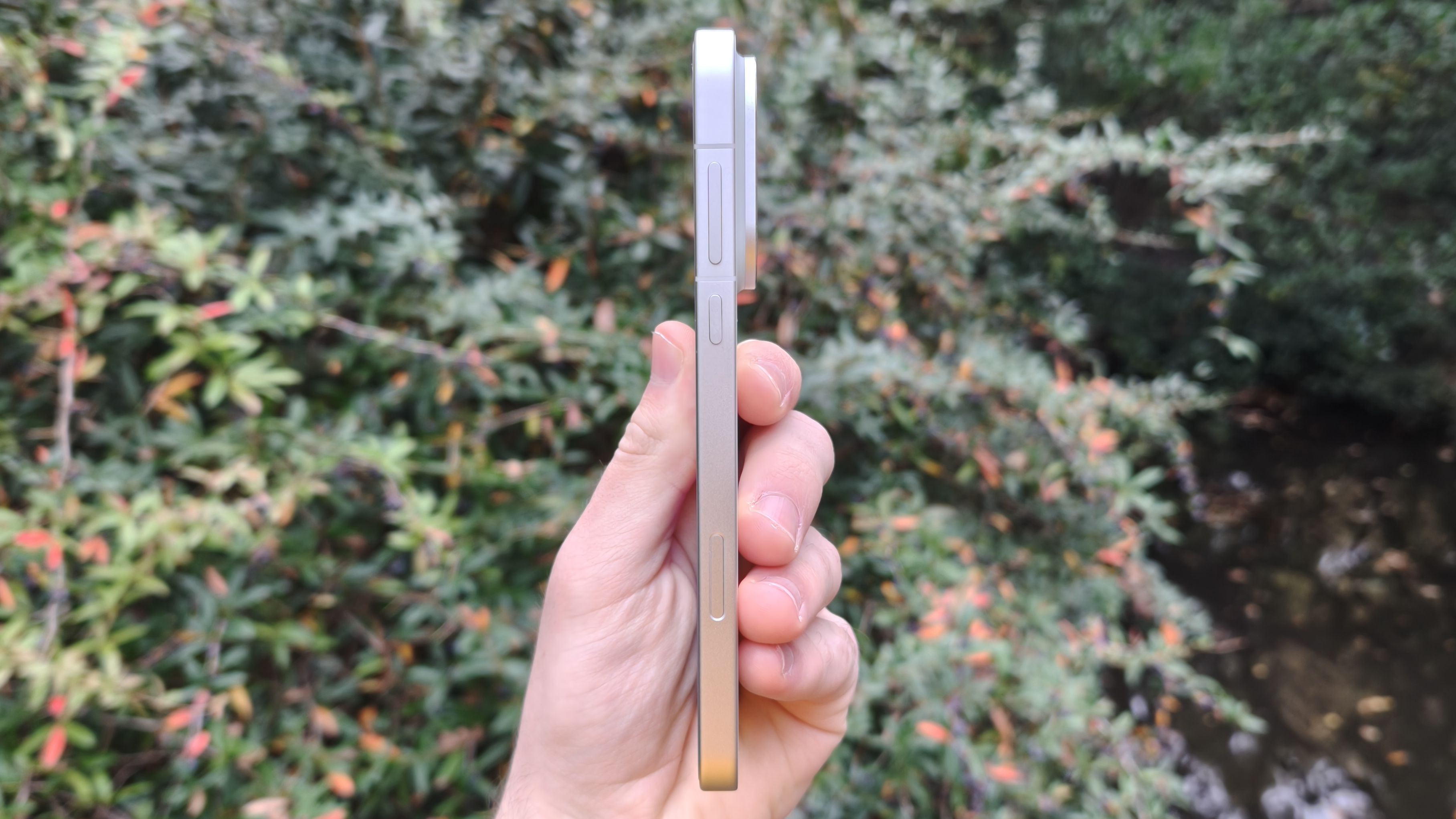 The Oppo Find X9 Pro's right side