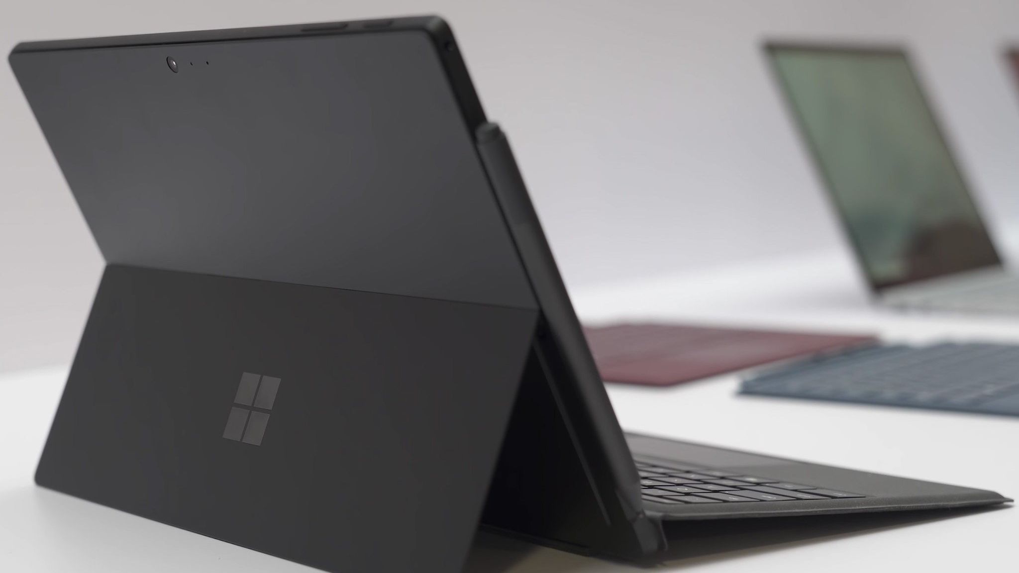 〈準新品・ブラックSurface Pro6 8G/256G Office2021 Amazon.com : Microsoft Surface Pro 6 (Intel Core i5, 8GB RAM, 256