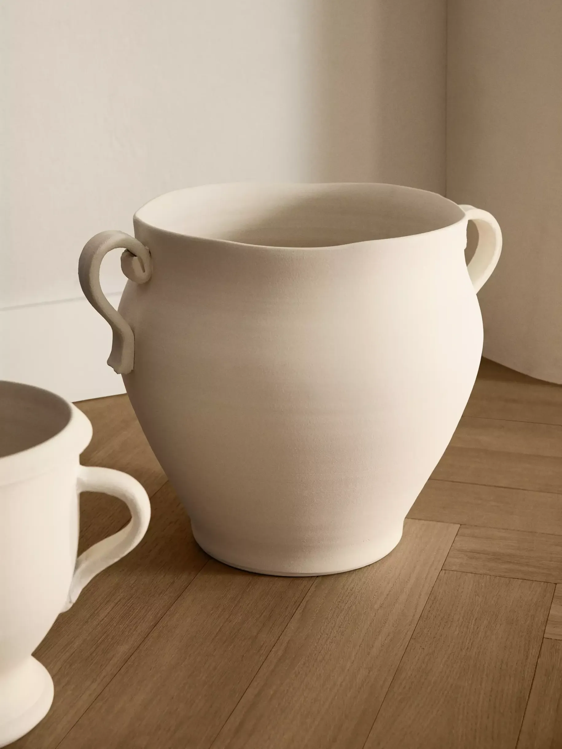 Large Terracotta Vase With Handles - Home | Mango United Kingdom