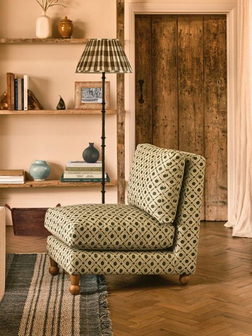 Hubert Slipper Chair - Made-To-Order