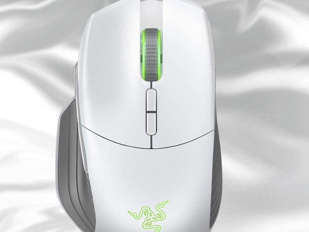 LAZER - 大人気商品　Razer Basilisk Mercury White Razer - Basilisk Mercury Edition Wired Optical Gaming Mouse