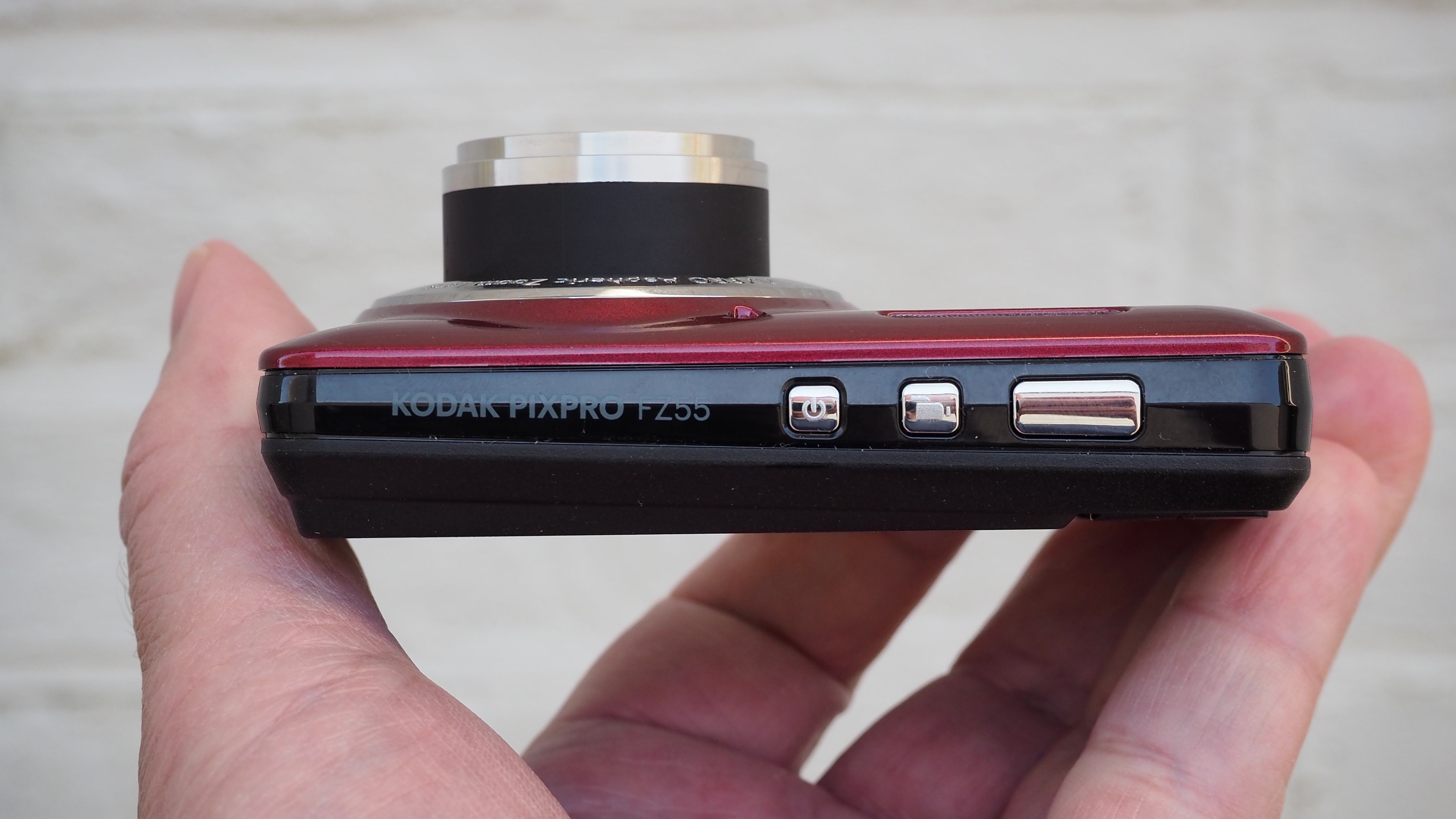 Kodak PIXPRO FZ55 point and shoot compact camera