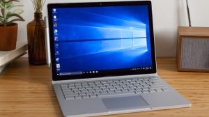 Microsoft Surface Book 2 (13-inch) Review: Long Battery Life