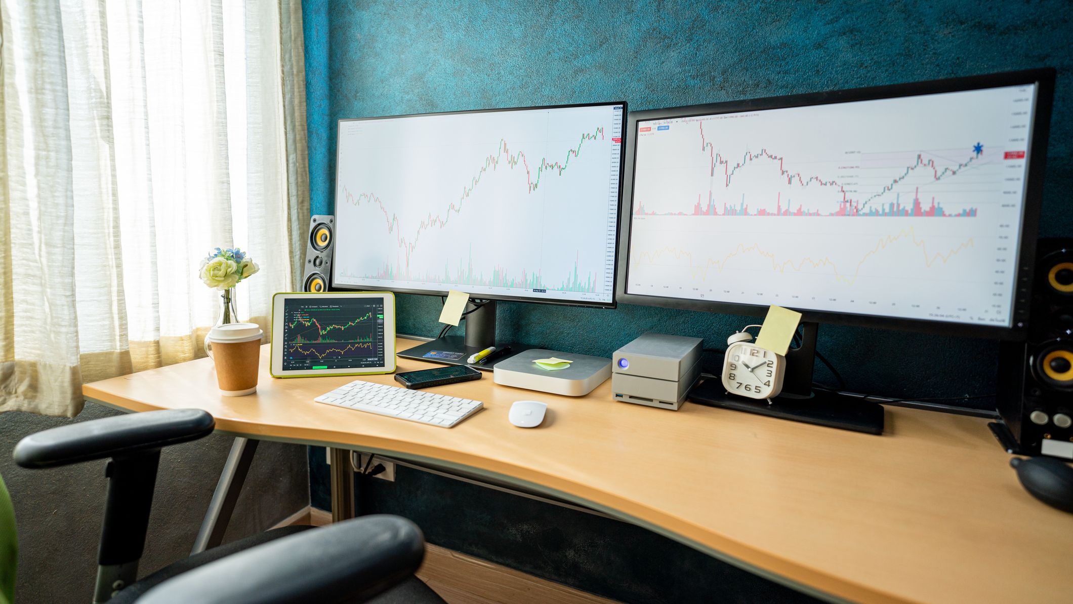 A home office with dual monitors