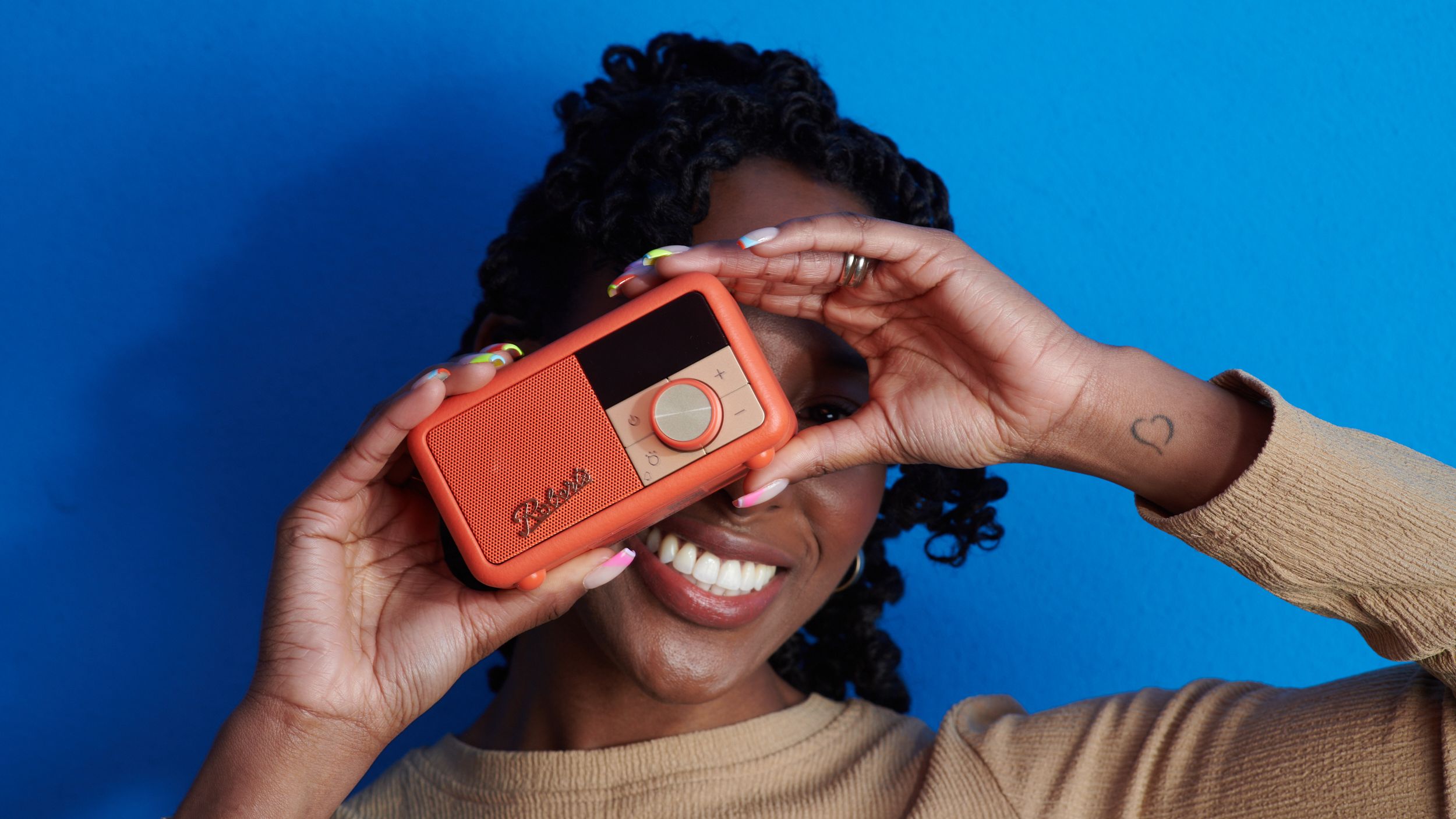 Roberts Revival Petite 2 brings new features to its dinky, palm