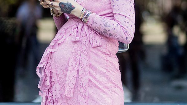 Stylish Maternity Dresses for a Baby Shower | Who What Wear Stylish Maternity Dresses for a Baby Shower | Who What Wear