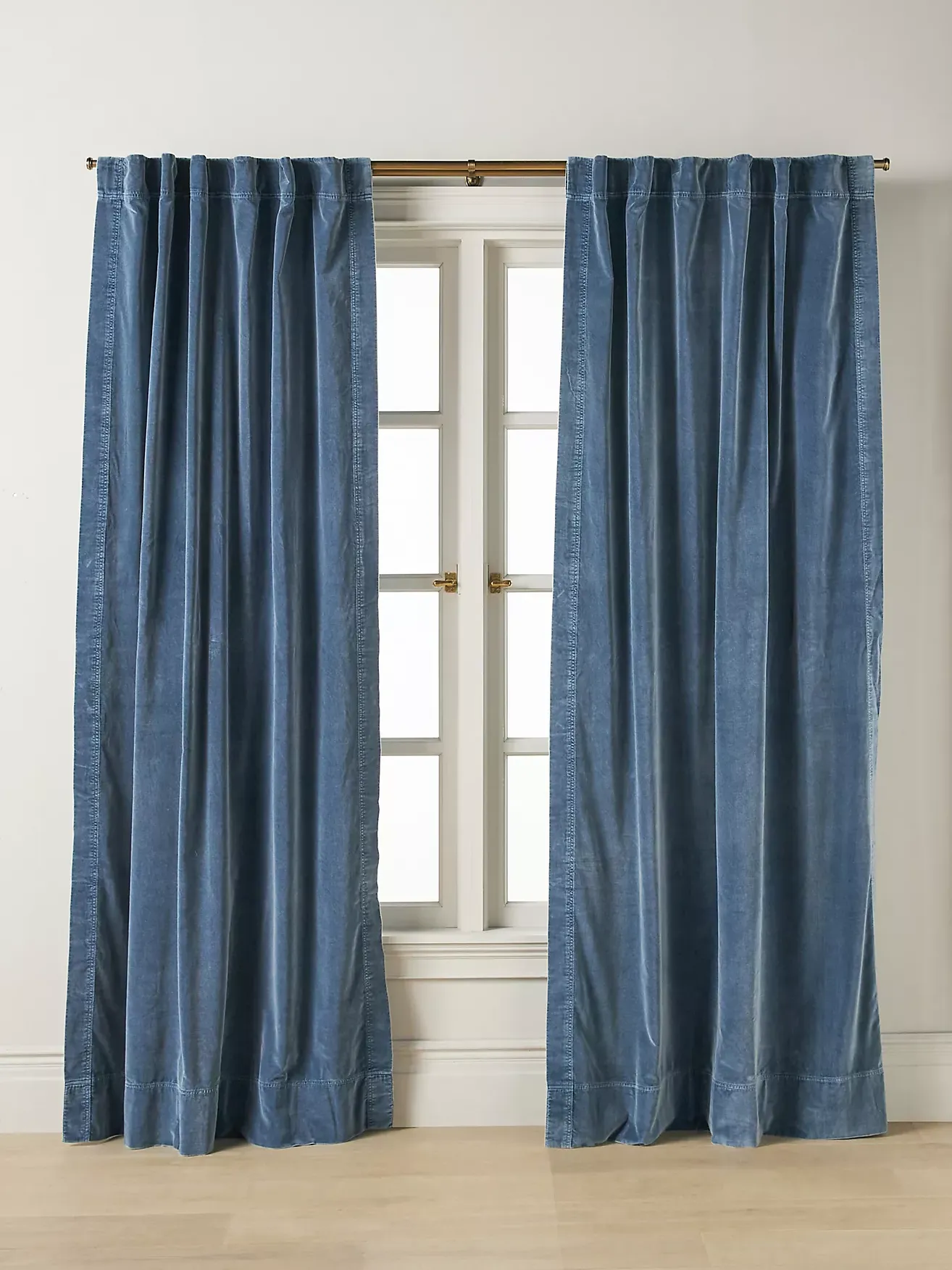 Trova Velvet Curtain