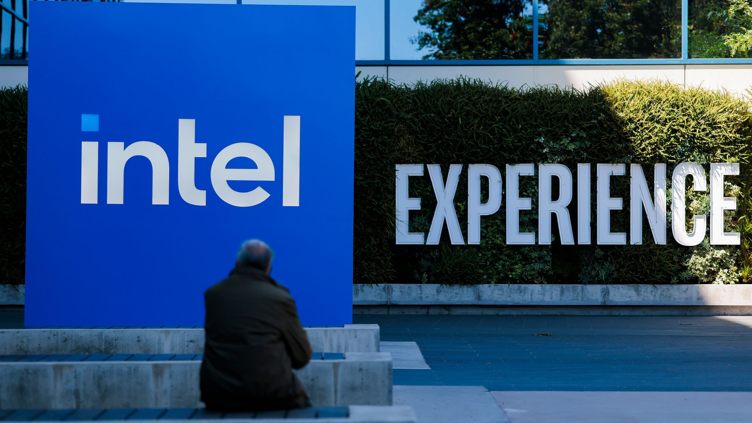 Intel подтвердила использование 18A-P в процессорах Nova Lake и сокращение производства Panther Lake — изображение 11