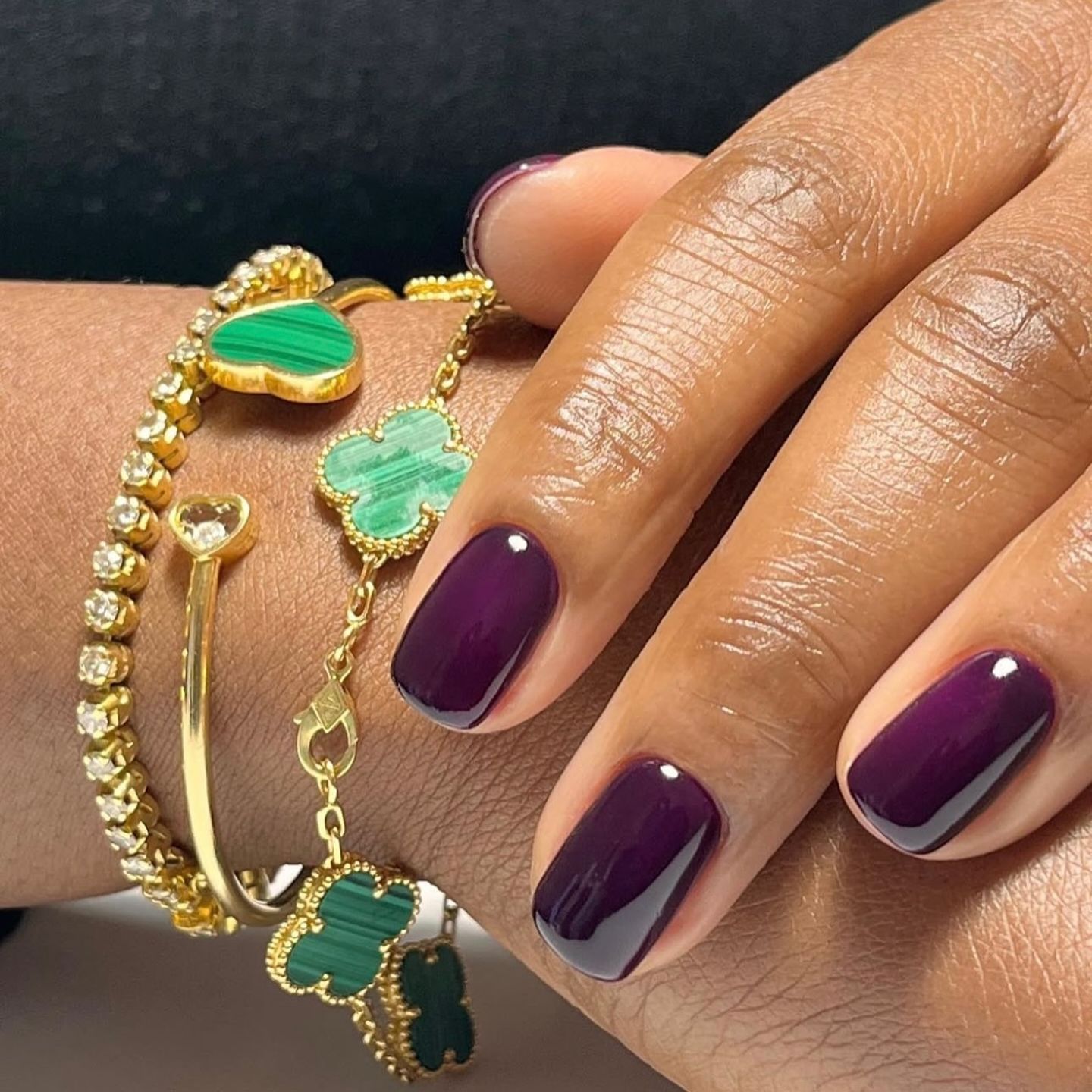 purple manicure