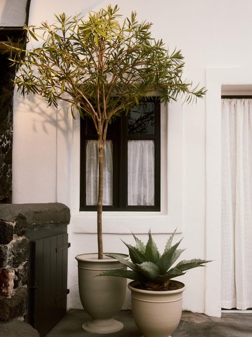 Tall Metal Outdoor Plant Pot