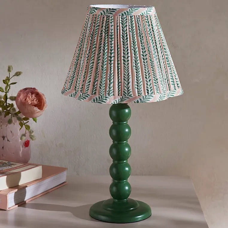 George Home, Green Trailing Leaf Bobbin Table Lamp