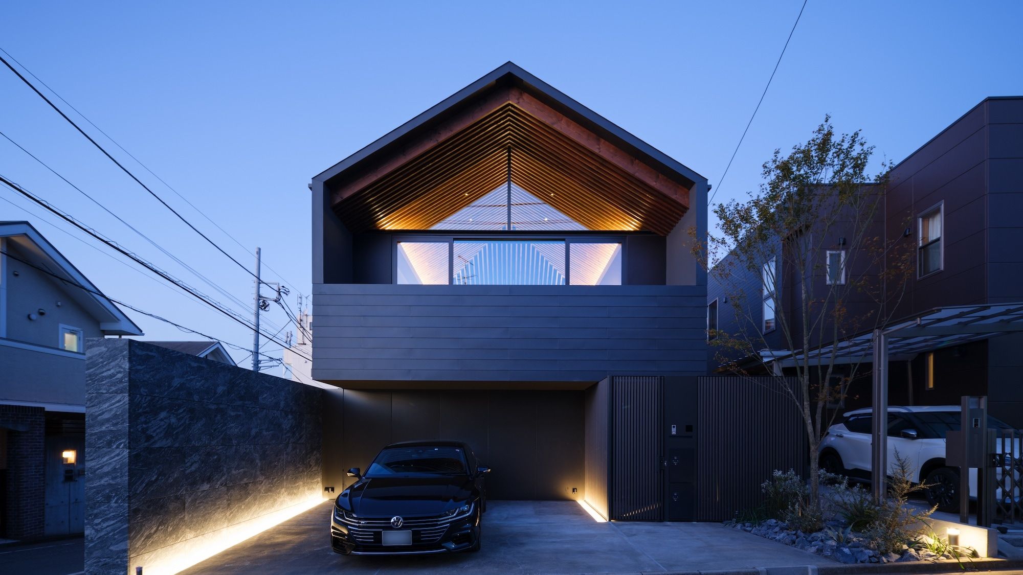 アート・デザイン・音楽 ZIPPED. Space in small Japanese houses NEVER TOO SMALL: Japanese Stacked Box House, Tokyo 51sqm