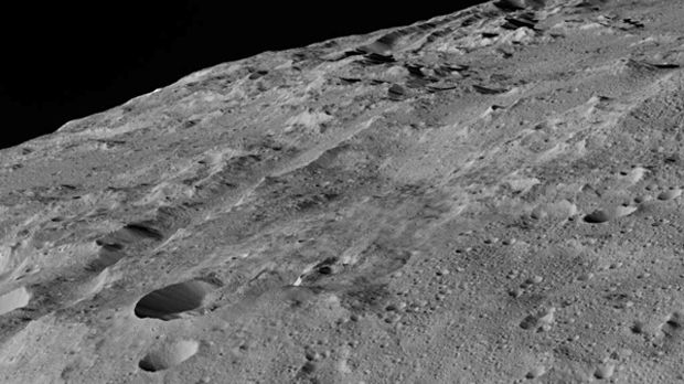 Dwarf Planet Ceres' Stretched-Out Surface Revealed in New Photos