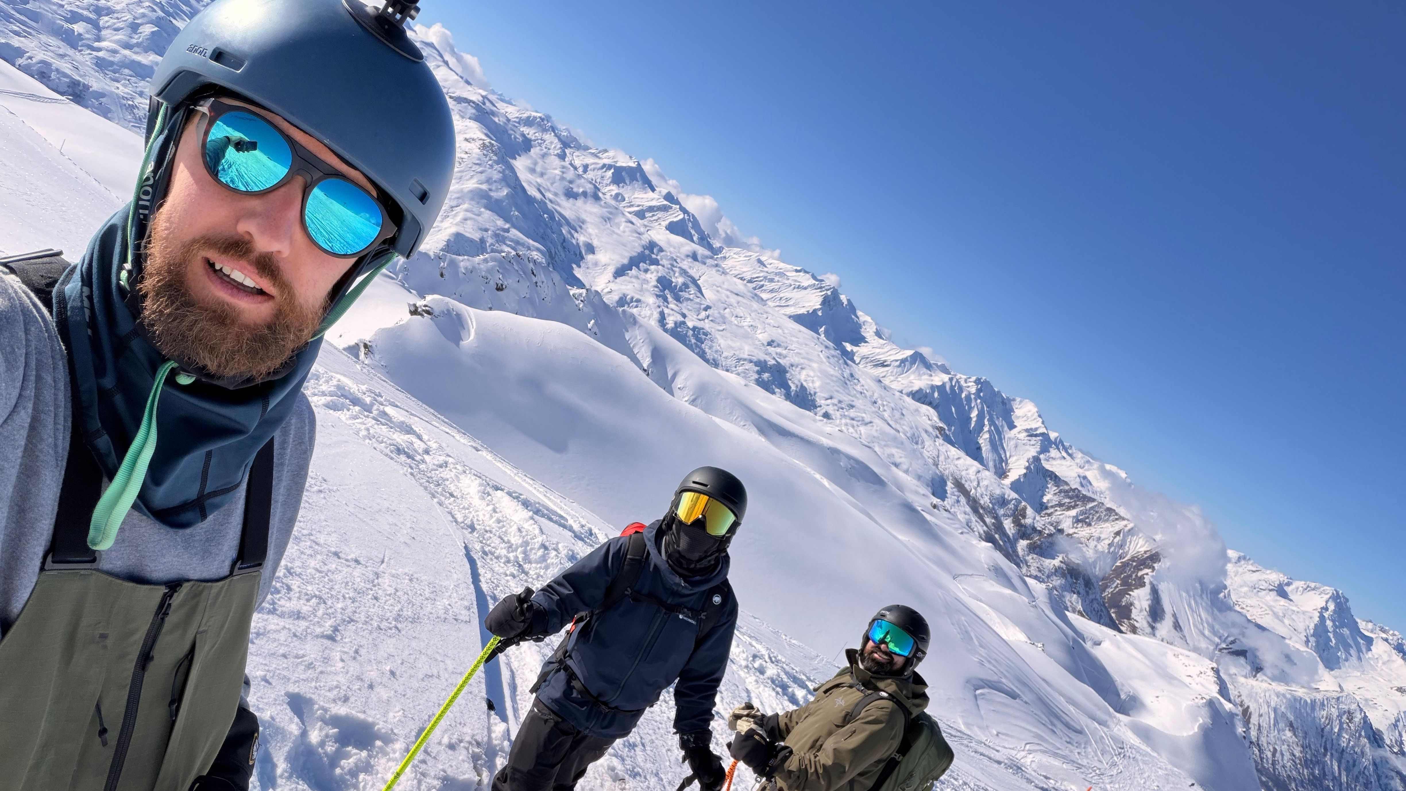 an image of three friends skiing in courchevel