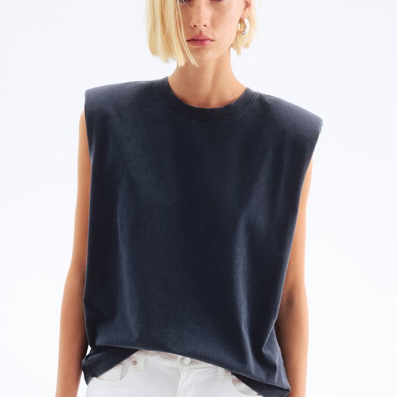model wearing a shoulder pad top, H&amp;amp;M