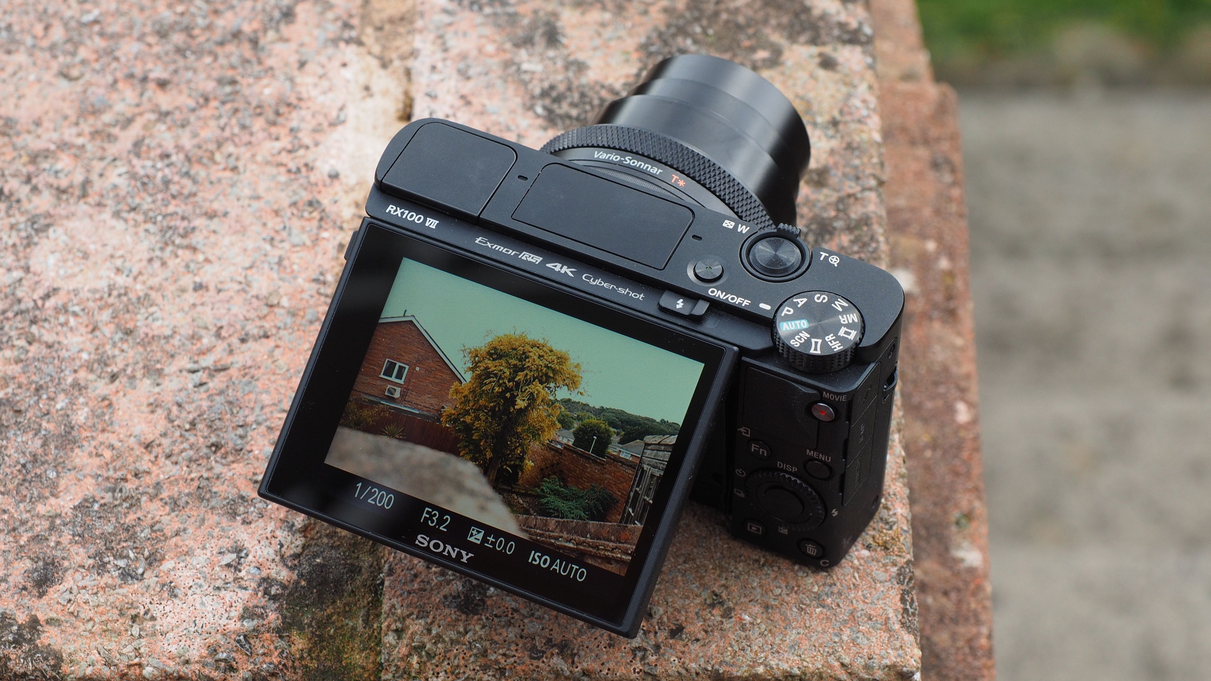 sony rx100 vii camera
