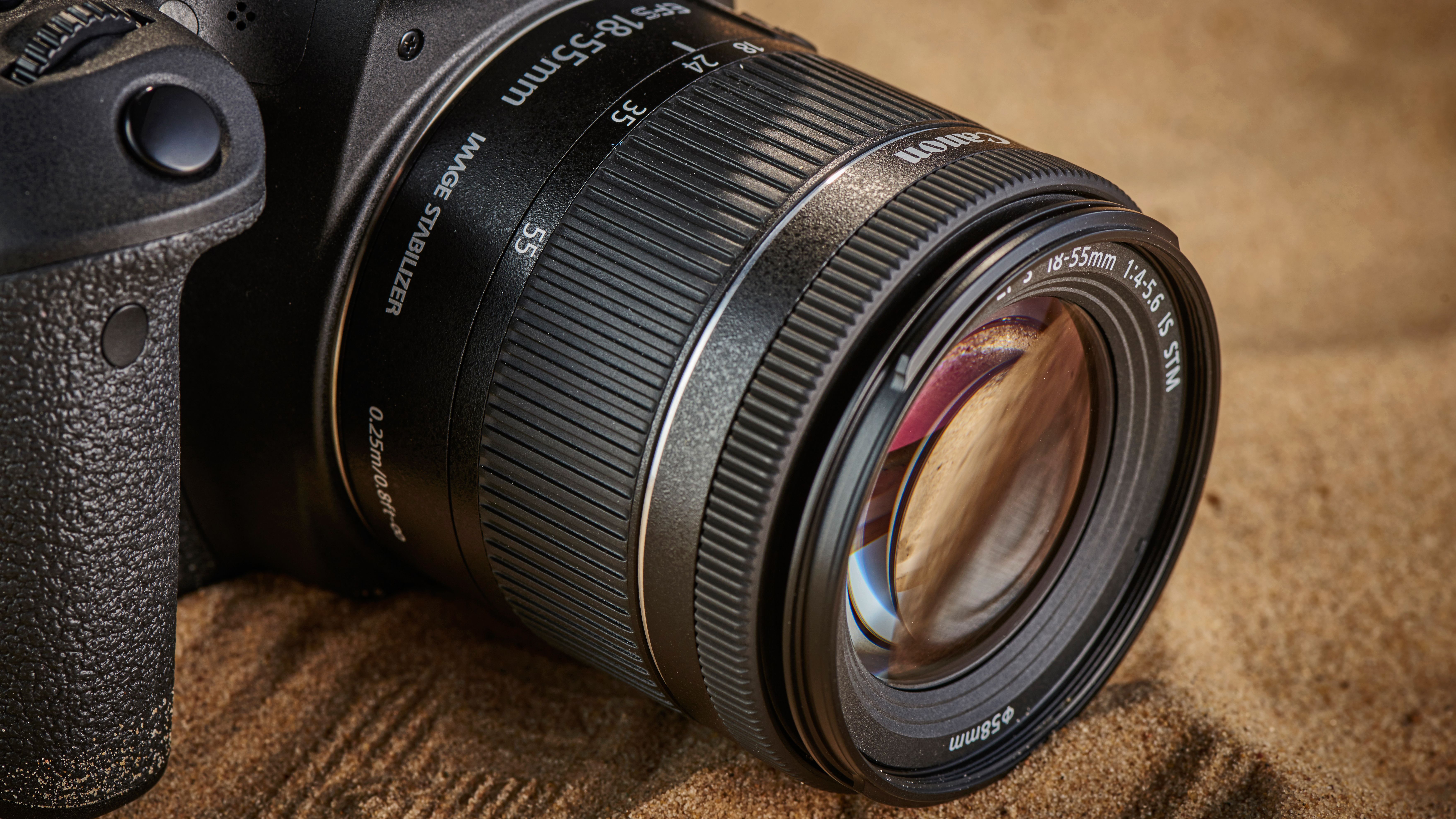 Canon EF-S 18-55mm f/4-5.6 IS STM