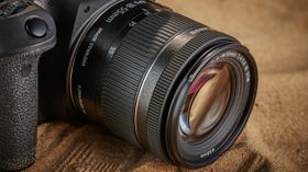 Canon EF-S 18-55mm f/4-5.6 IS STM