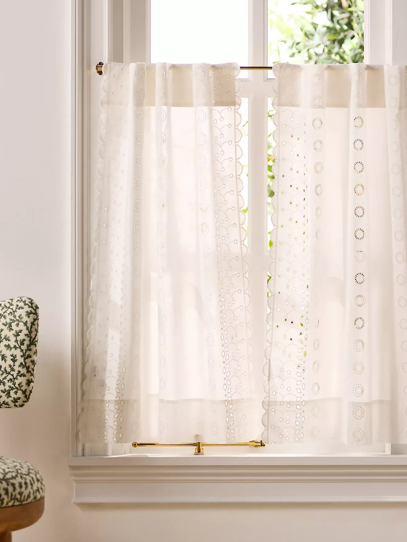 Sigrid Cotton Embroidered Scalloped Caf&amp;eacute; Curtain, Set of 2
