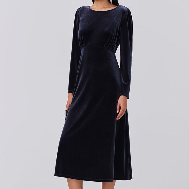 Adeline Velvet Round Neck Midi Dress