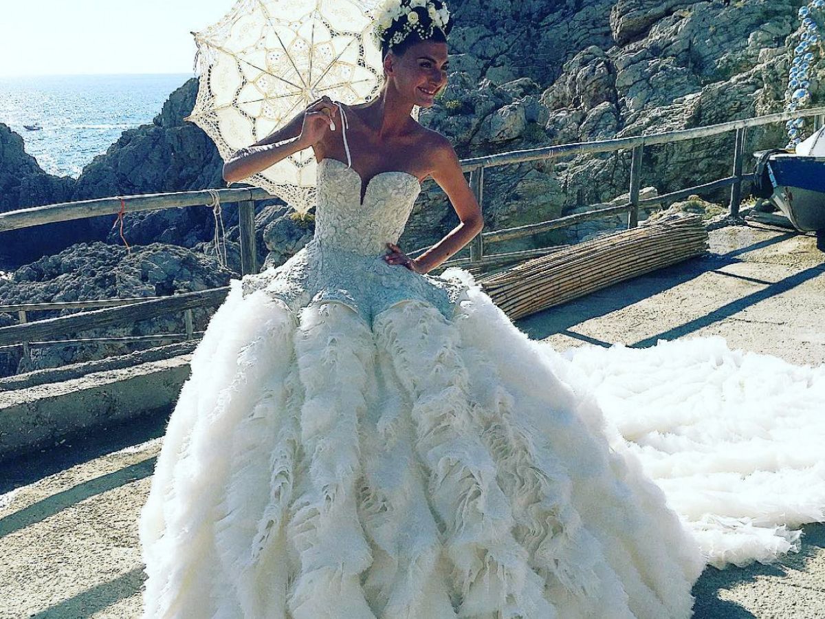 The Most Breathtakingly-Beautiful Wedding Dresses from 2016 | Who What Wear