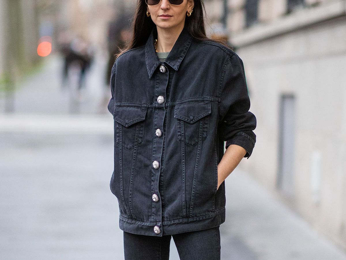 9 Black-Denim-Jacket Outfits for Fall | Who What Wear