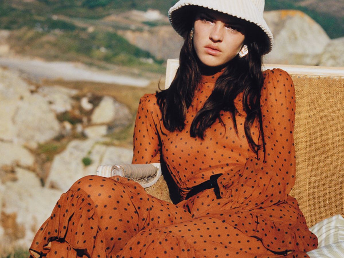 23 of the Best-Selling Dresses at Zara Right Now | Who What Wear