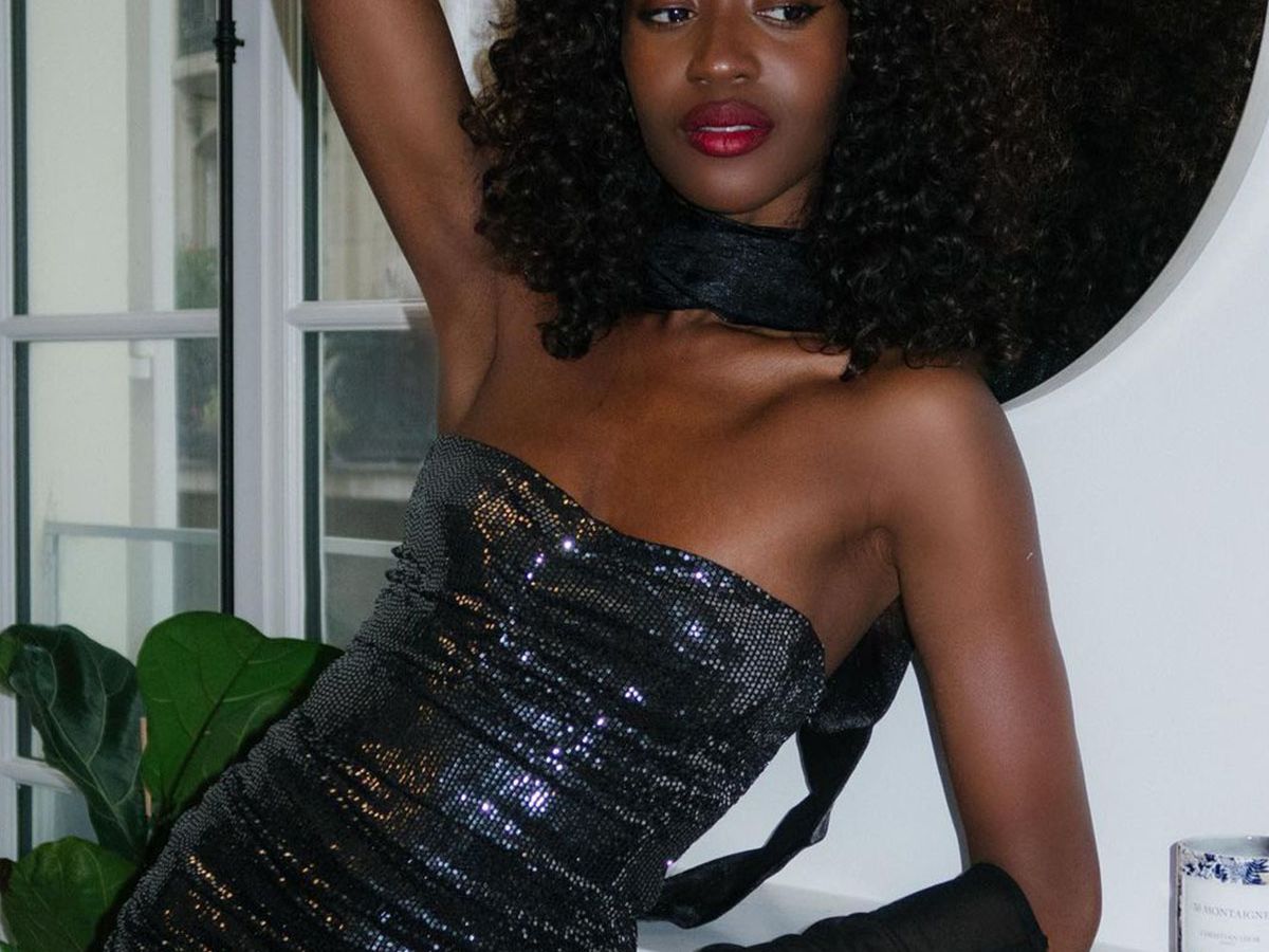 17 Chic NYE Glitter Outfit Ideas | Who What Wear 17 Chic NYE Glitter Outfit Ideas | Who What Wear