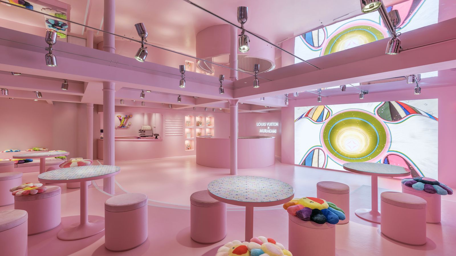 s*e様 ルイヴィトン バーグケープダウン LOUIS VUITTON 19 M Inside the Louis Vuitton x Murakami London-pop up | Wallpaper*