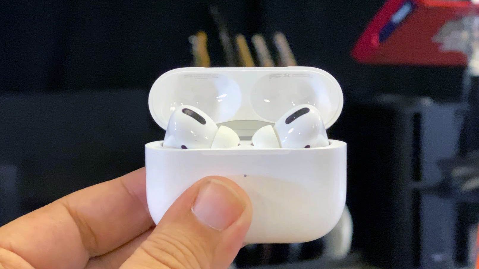 AirPods Pro Hands-On Review — vs. AirPods 2, PowerBeats Pro | iMore