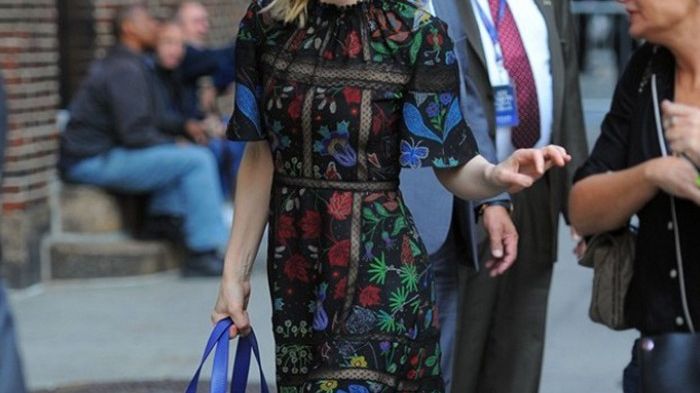 chinese dress ladies 17 Comfy Maxi Dresses That Feel Like a Dream for Bigger Busts main image 0