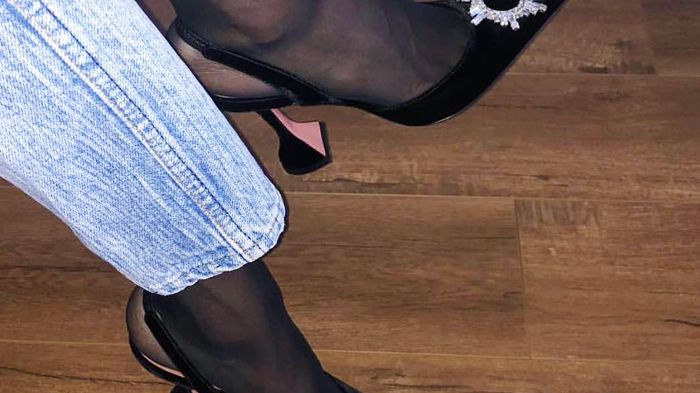 Flared Jeans And Tights Dress Fashion Wearing Pantyhose All Day Pantyhose  Under My Jeans