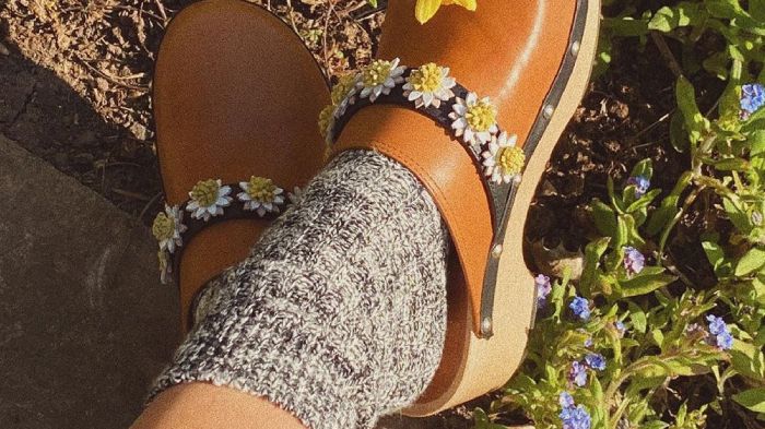 Fabrizio Viti Shoes Are the Reason Daisies Are Everywhere