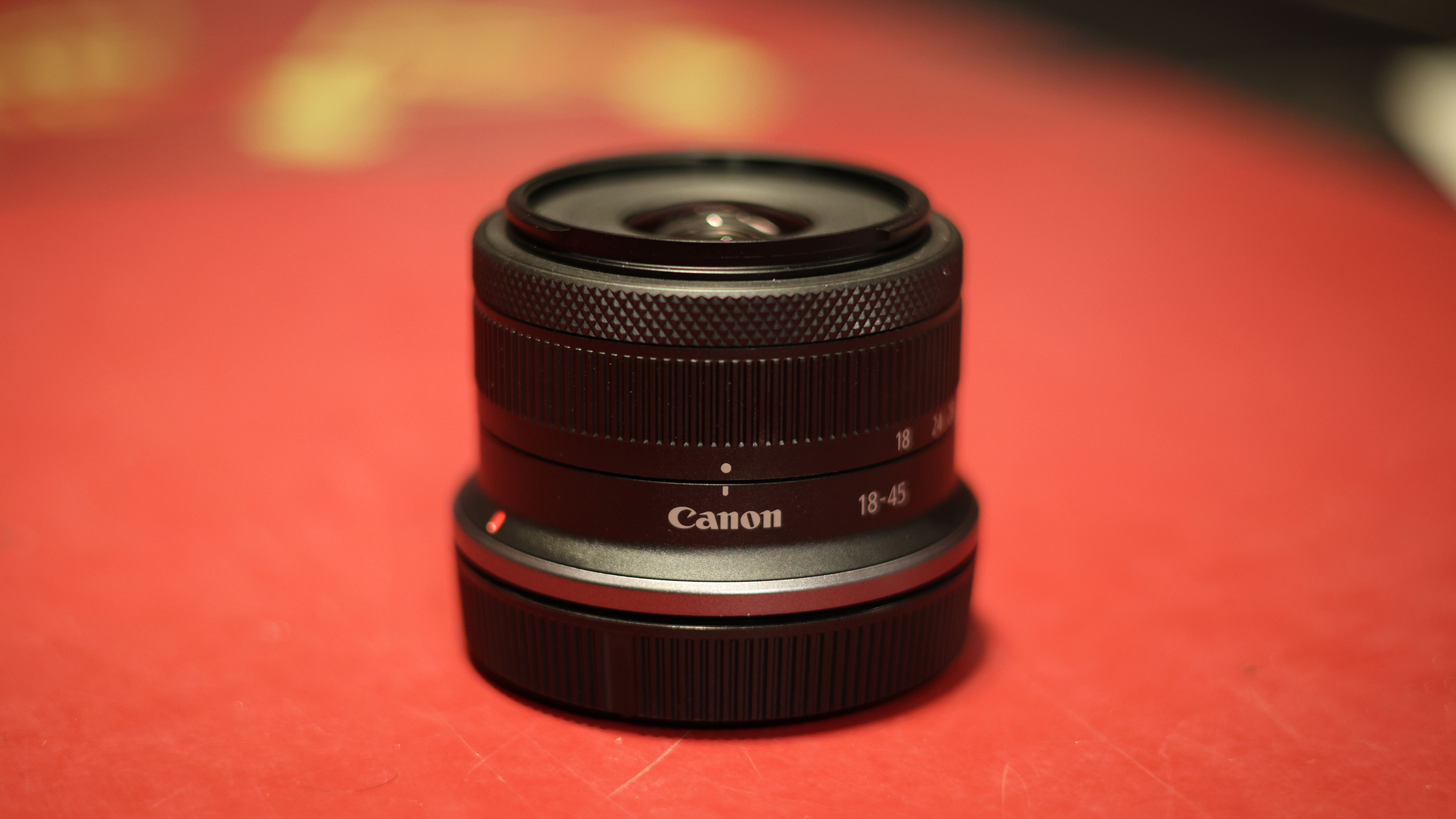 Canon RF-S 18-45mm f/4.5-6.3 IS STM product shot