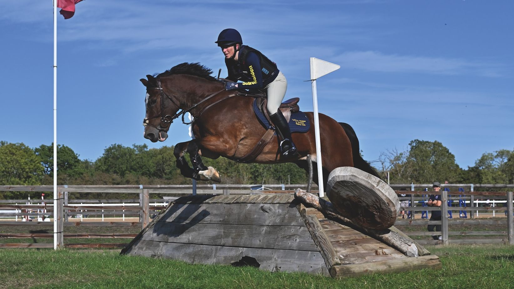 Nicola Shaw riding Medrus Gavin Henson cross-country at riding club combined championships 2026