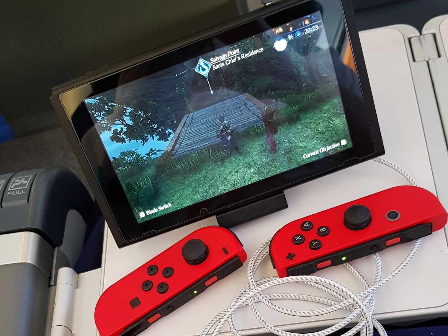 how do you play nintendo switch