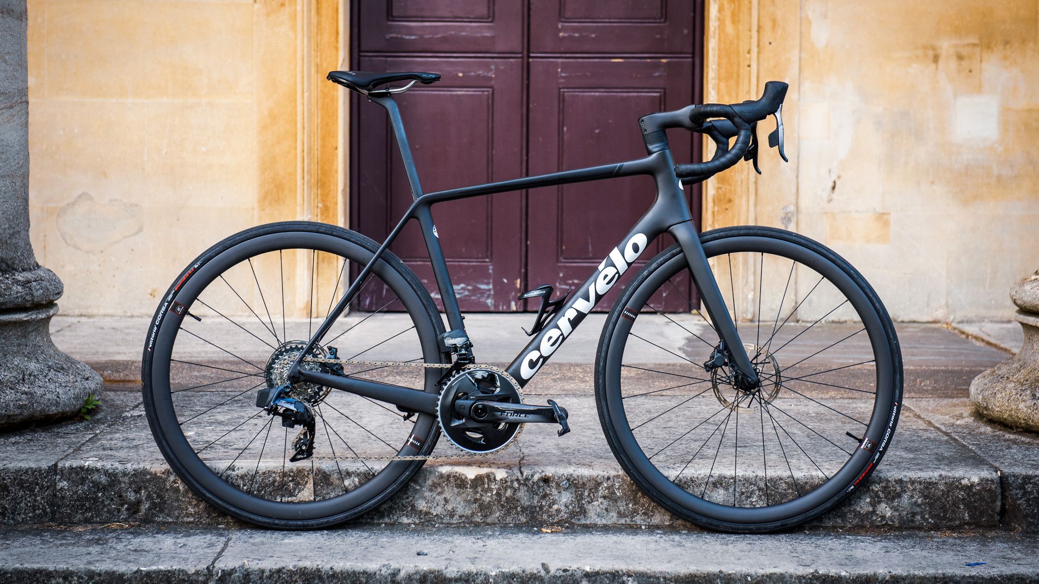 Cervelo R5 Sram AXS bike images and detailss