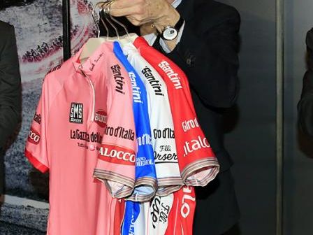 Paul Smith inspired by Andy Warhol for Giro d'Italia maglia rosa
