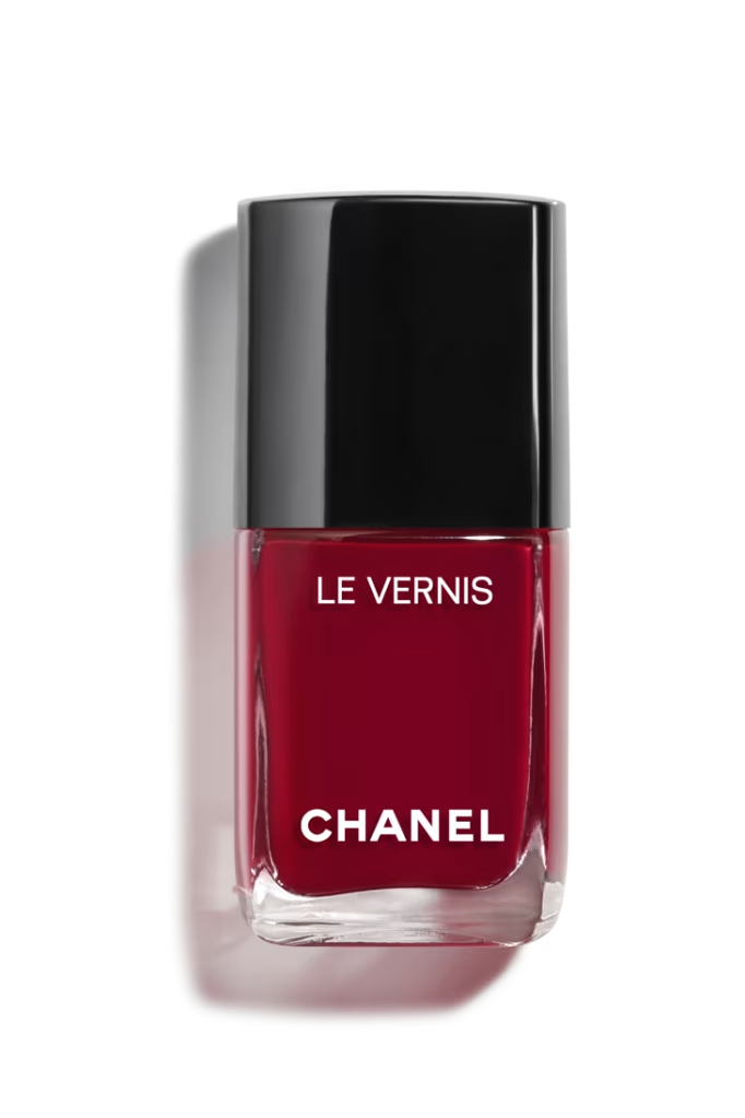 CHANEL, Le Vernis Nail Color in "Pompier"