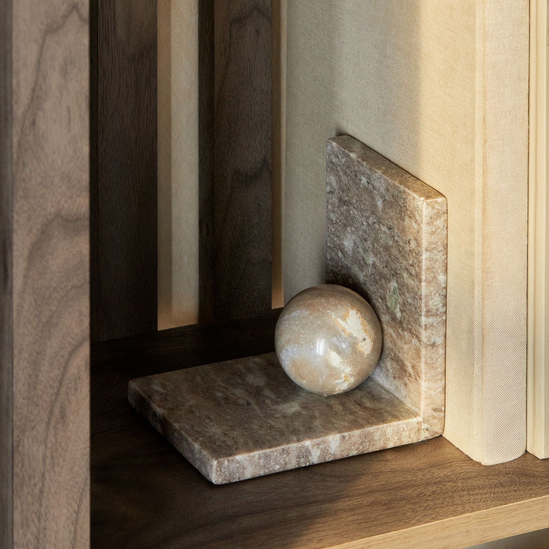 Natural N. Premium Marble Statement Bookend