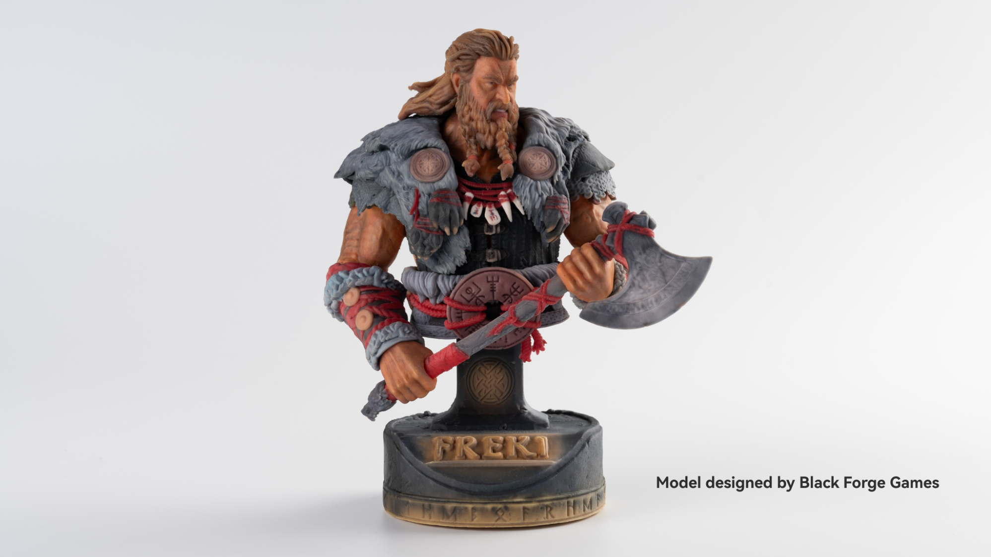 A bust made by the HeyGears G1X series printer