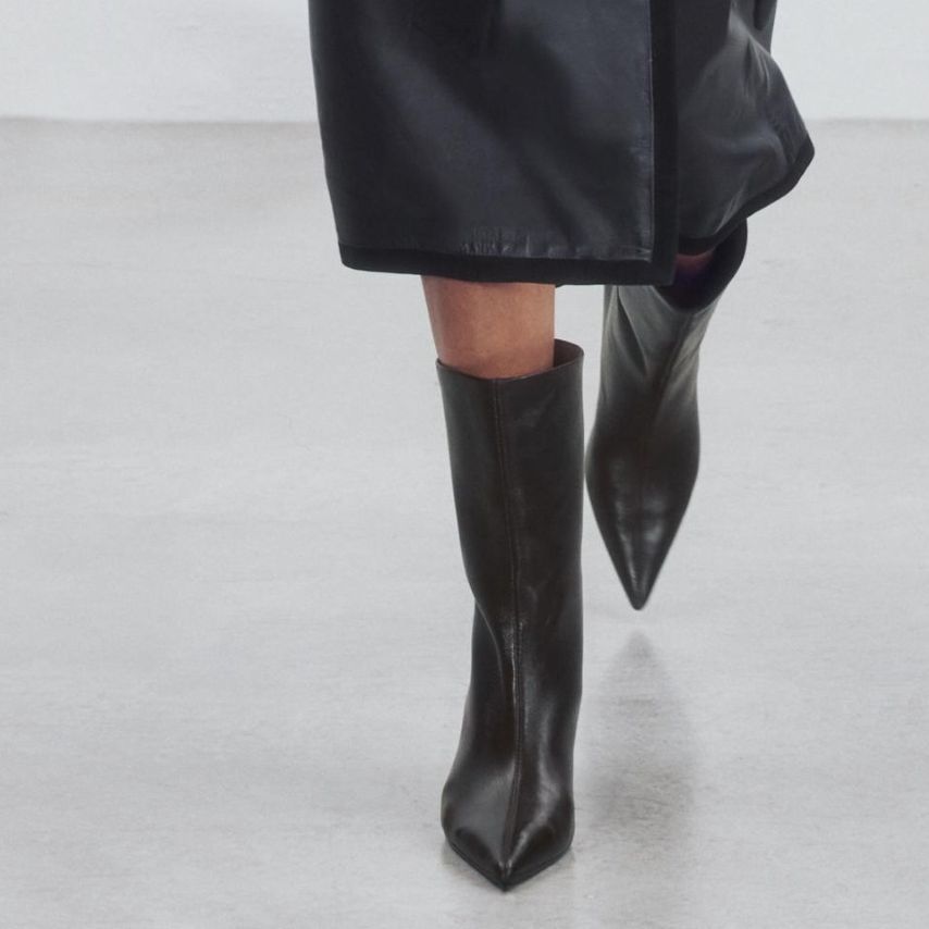 Leather Heeled Ankle Boots - Brown - 2
