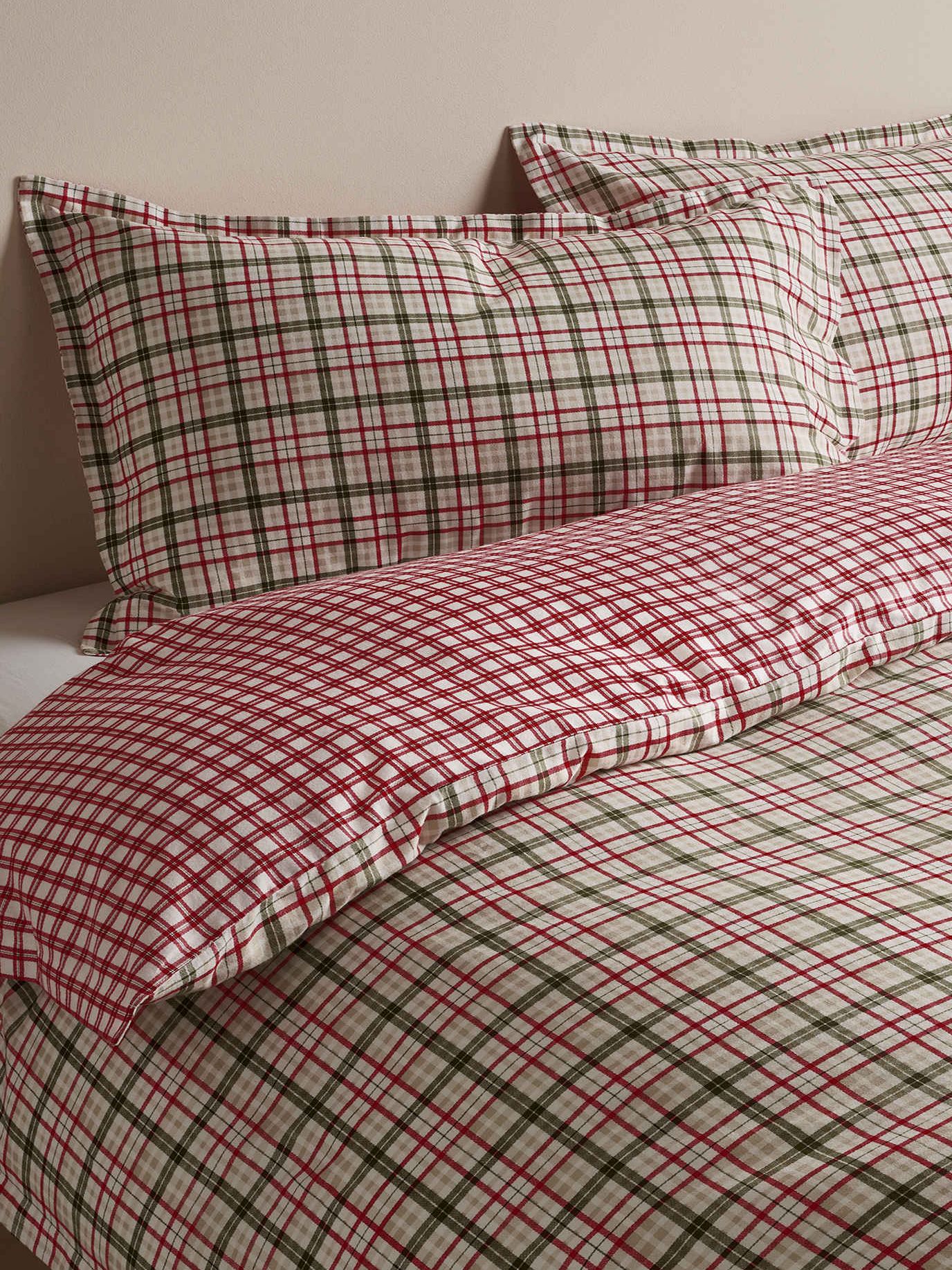 Brushed Cotton Checked Reversible Bedding Set