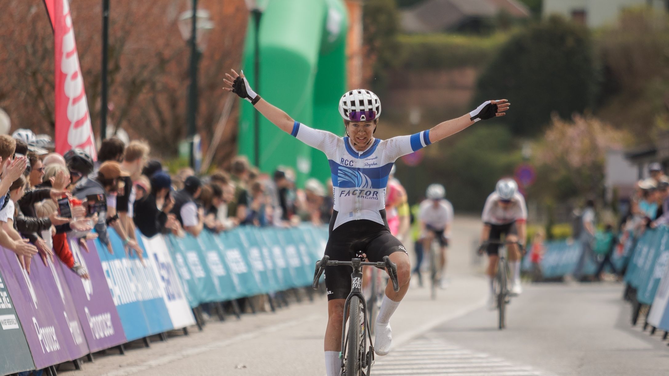 UCI Gravel World Series: Nicole Frain keeps winning streak rolling