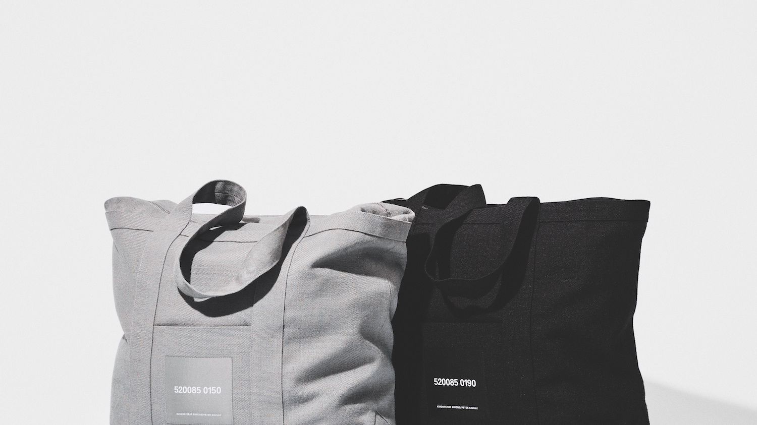 RAF SIMONS KVADRAT Technicolour Fleck Tote Bagトートバッグ Technicolor Fleck Tote Bag in Black – SVRN