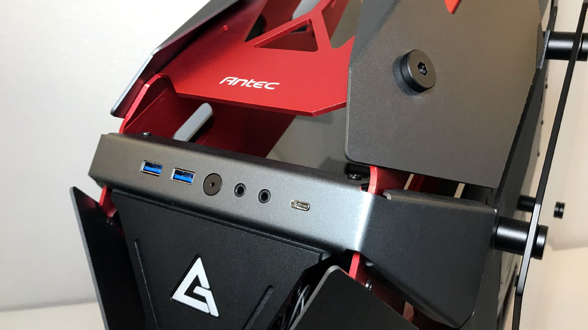 Antec Torque Case Review: Pretty Vacant - Tom's Hardware | Tom's