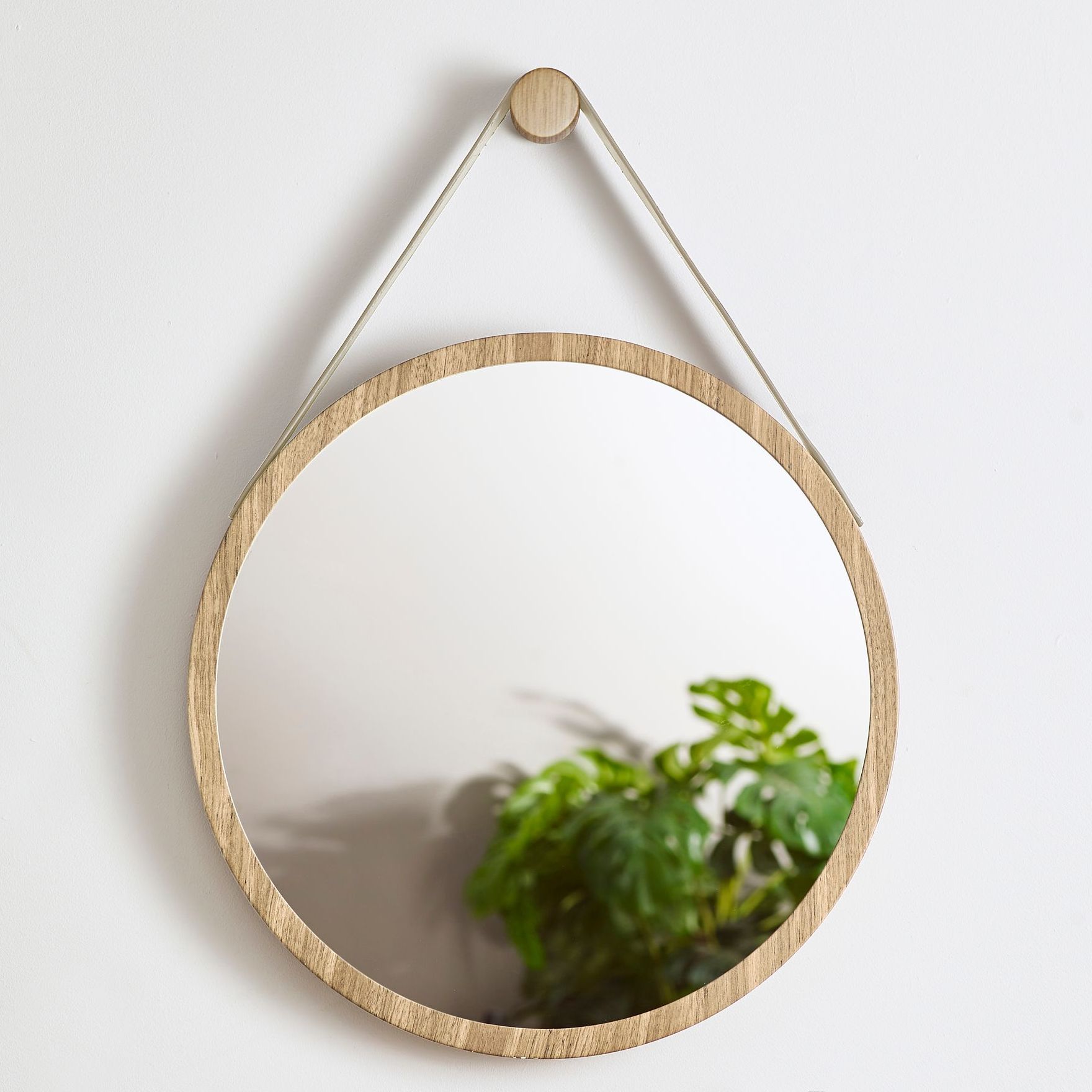 Chalk Malvern Hanging Round Wall Mirror - Size One