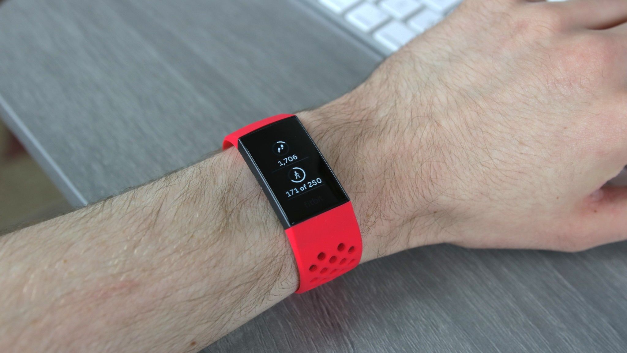 Cinturino In Silicone Traspirante Per Fitbit Charge 3/4 – Mobonova – Sostituzione Con Fori - Foto 3