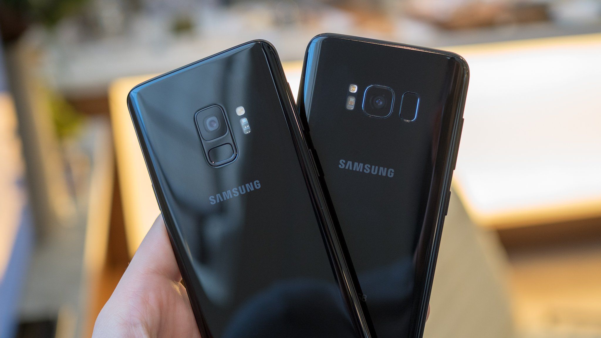 【2台セット】Galaxy S8 / Galaxy S9 simフリーA4893 6r5BGSE2n626dczfJf4SbG.jpg