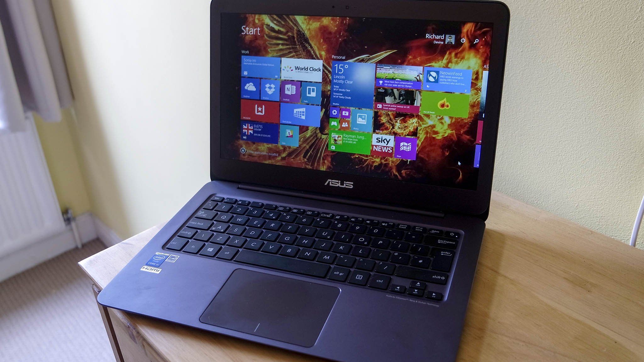 ASUS UX305FA Windows11 8GB ファンレス Full HD ASUS UX305FA Windows11 8GB ファンレス Full HD ASUS UX305FA